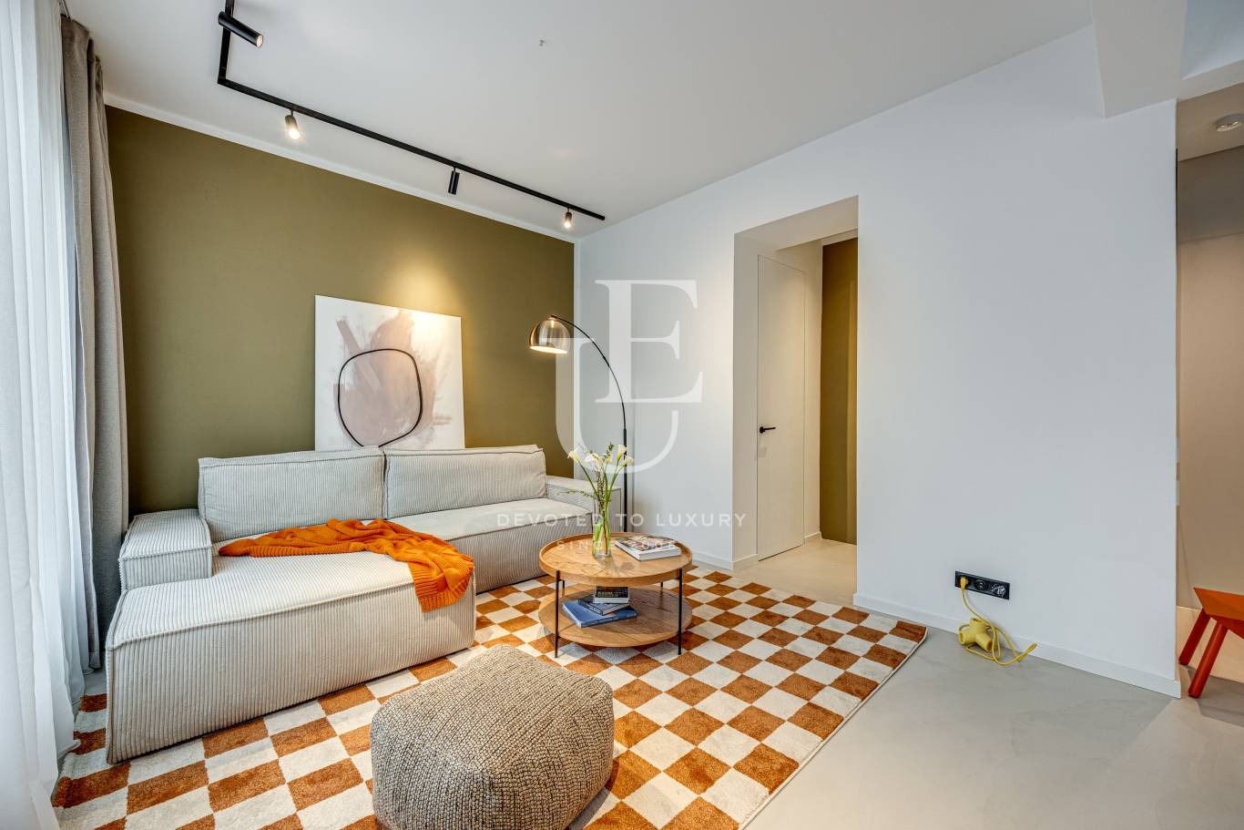 Дава под наем 2-СТАЕН, гр. София, Център