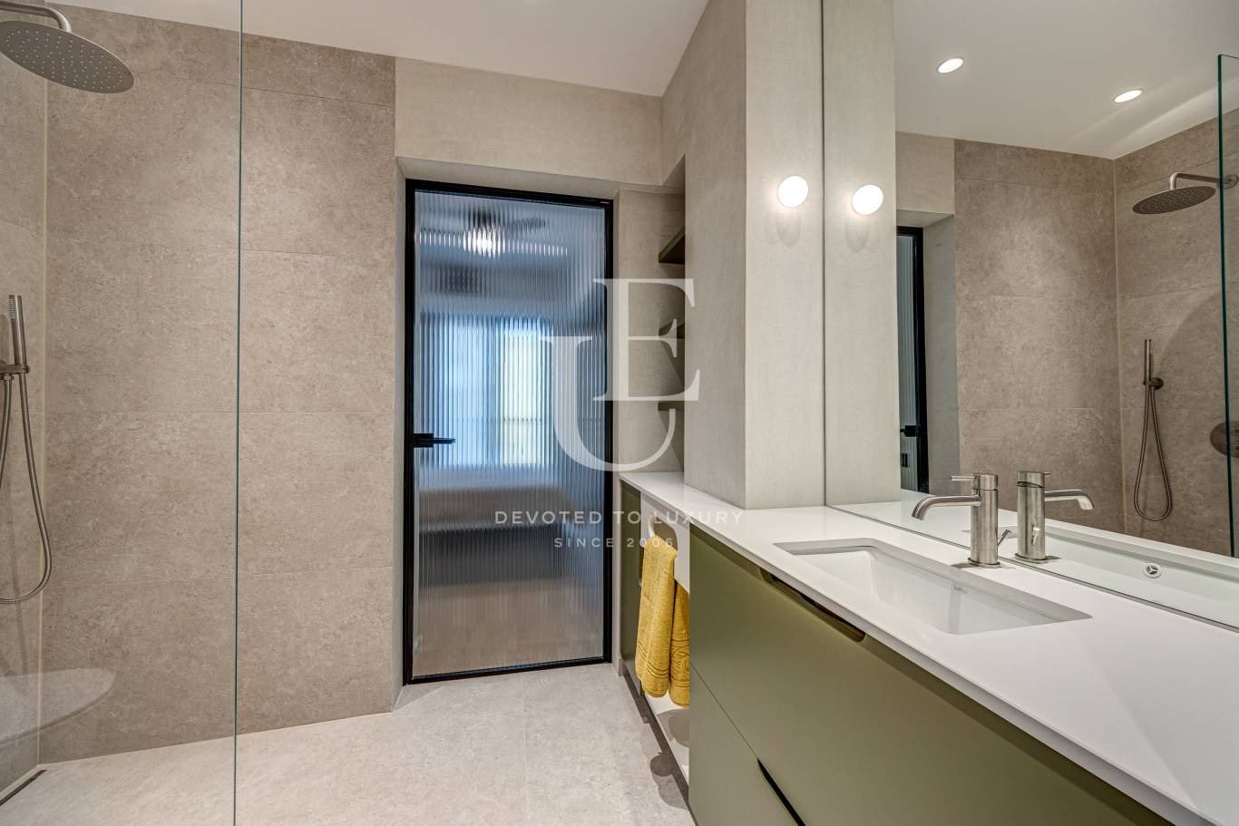 Дава под наем 2-СТАЕН, гр. София, Център, снимка 9 - Апартаменти - 54125684