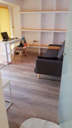Издаје се  Канцеларија Пловдив , Центар , 20 м2 | 72453281 - слика [13]
