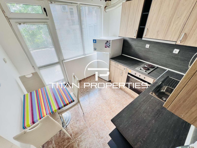 Do wynajęcia  1 sypialnia Burgas , Wazrażdane , 65 mkw | 63160537 - obraz [2]