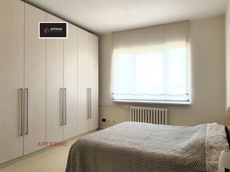 Издаје се  2 спаваће собе Софија , Центар , 109 м2 | 54048423 - слика [5]