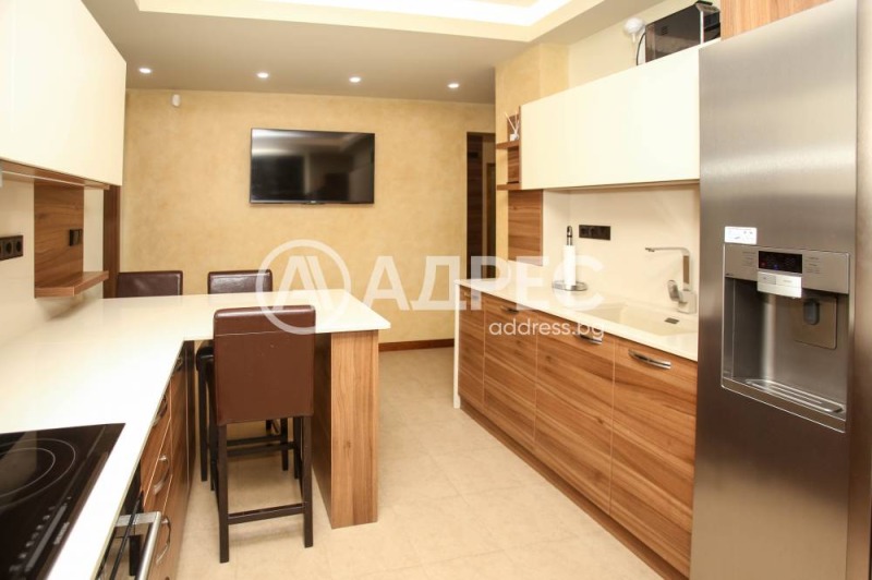 Дава под наем 3-СТАЕН, гр. София, Изток, снимка 2 - Апартаменти - 52822084