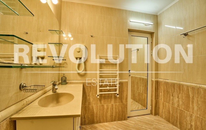 Zu vermieten  3 Schlafzimmer Plowdiw , Karschijaka , 145 qm | 69971216 - Bild [13]