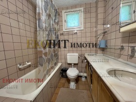 3 makuuhuonetta Geo Milev, Sofia 5