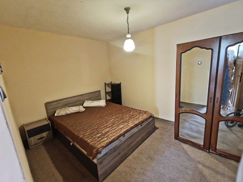 Издаје се  1 спаваћа соба Софија , Илијанци , 65 м2 | 96342595 - слика [2]