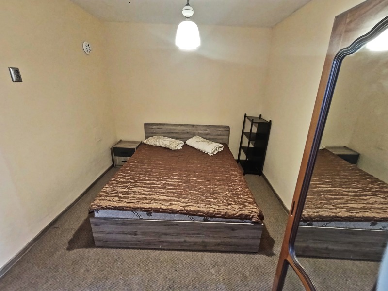 Издаје се  1 спаваћа соба Софија , Илијанци , 65 м2 | 96342595 - слика [3]