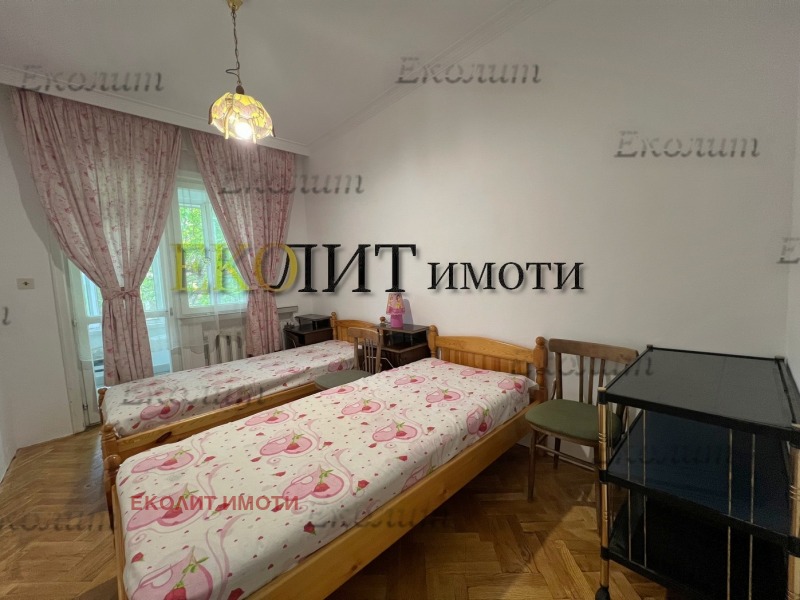 A louer  3 chambres Sofia , Geo Milev , 142 m² | 98115781 - image [4]