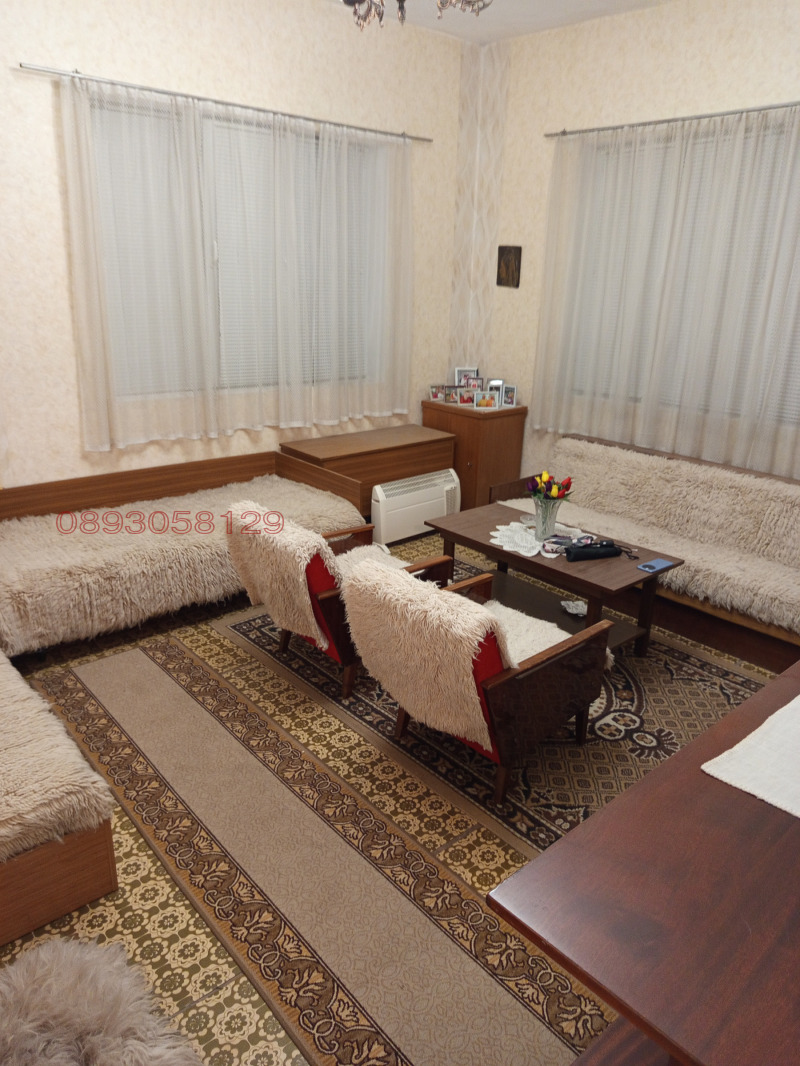 Дава под наем ЕТАЖ ОТ КЪЩА, гр. Хасково, Център, снимка 7 - Етаж от къща - 52860619