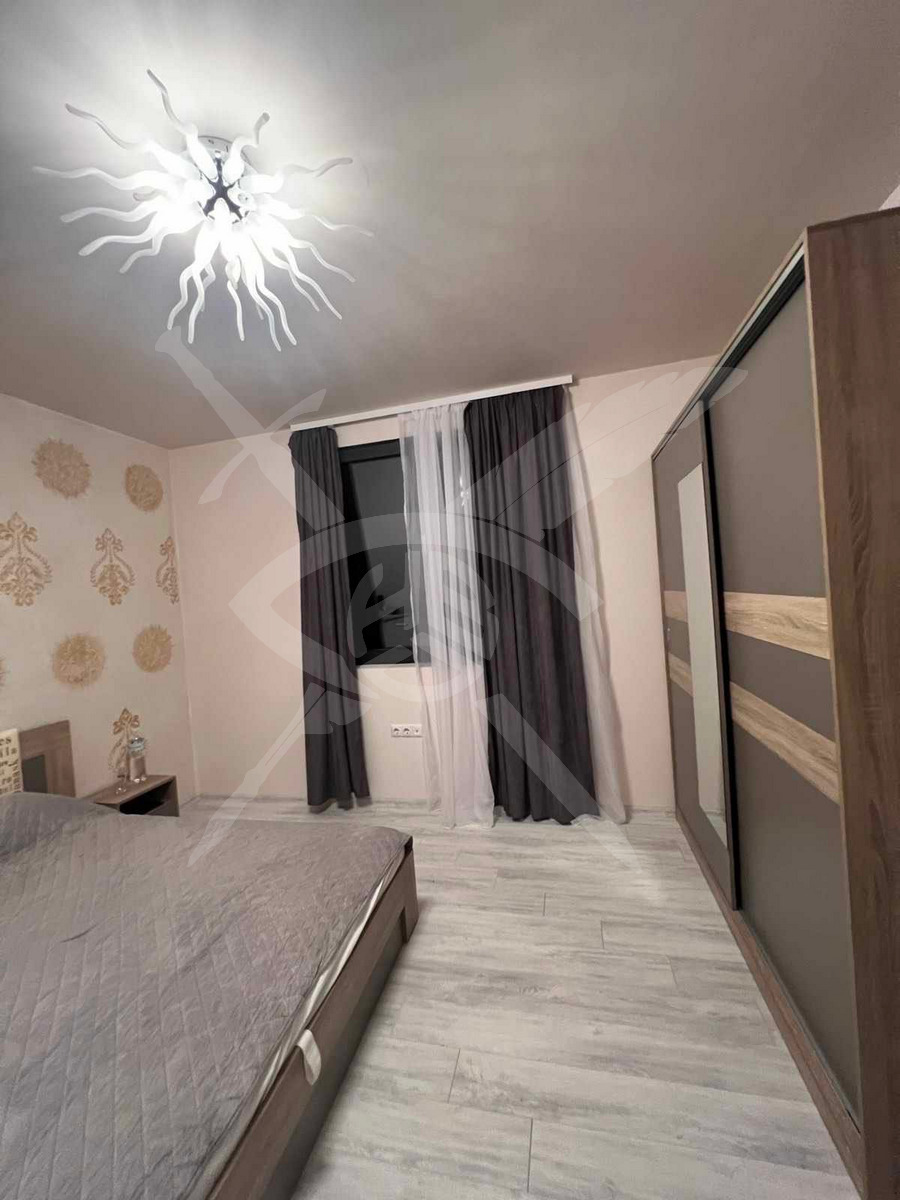 Дава под наем 4-СТАЕН, гр. Варна, Бриз, снимка 3 - Апартаменти - 54831474