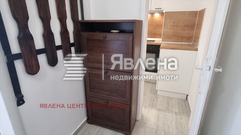 Дава под наем 2-СТАЕН, гр. София, Център, снимка 8 - Апартаменти - 53687378