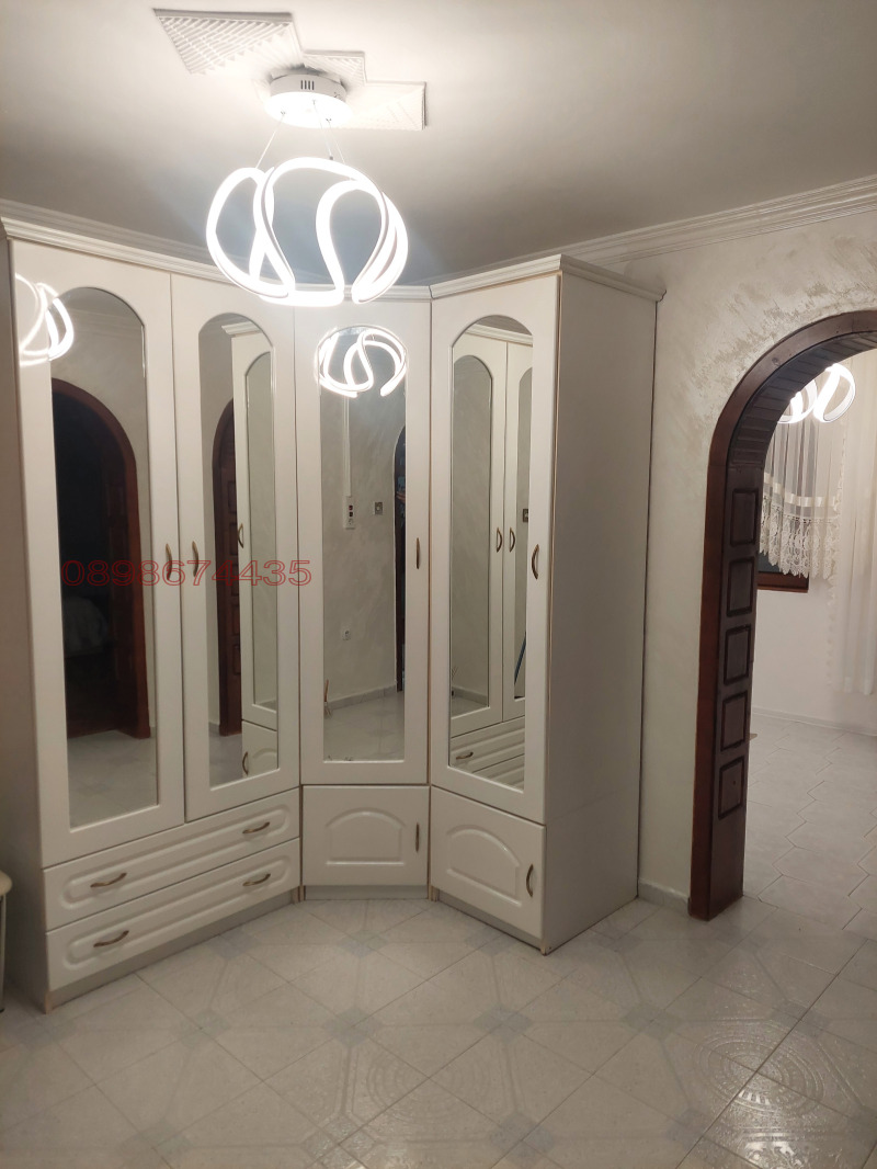 For Rent  2 bedroom Plovdiv , Tsentar , 120 sq.m | 86152812 - image [11]