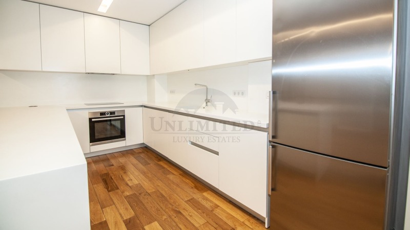 De inchiriat  3+ dormitor Sofia , Țentâr , 450 mp | 97637234 - imagine [5]