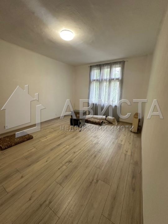 Дава под наем  Многостаен град София , Център , 120 кв.м | 72702776 - изображение [12]