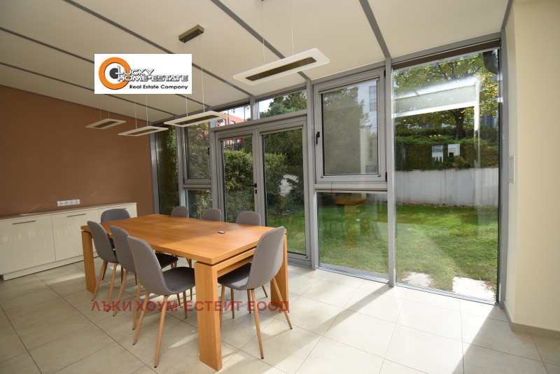 Издаје се  Кућа Софија , в.з.Малинова долина , 265 м2 | 31365981 - слика [3]