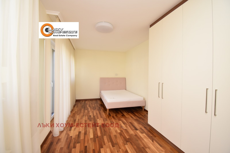 Издаје се  Кућа Софија , в.з.Малинова долина , 265 м2 | 31365981 - слика [9]