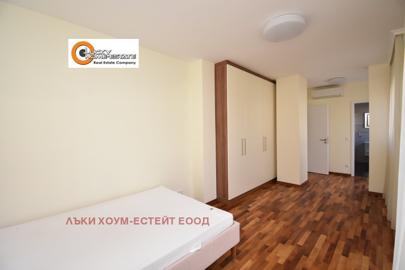 Издаје се  Кућа Софија , в.з.Малинова долина , 265 м2 | 31365981 - слика [10]