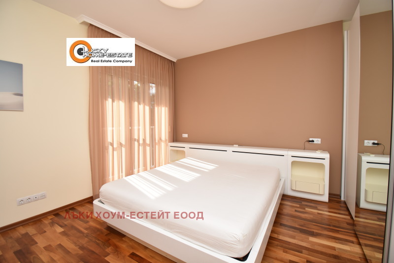 Издаје се  Кућа Софија , в.з.Малинова долина , 265 м2 | 31365981 - слика [12]