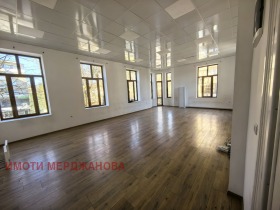 ОФИС, 200 m2