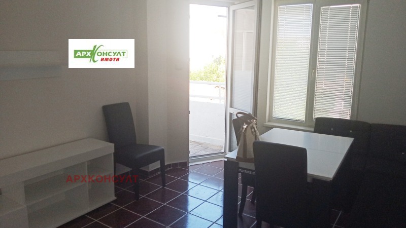 En renta  1 dormitorio Sofia , Zona B-18 , 65 metros cuadrados | 46173029