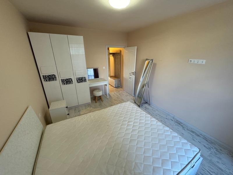 Zu vermieten  1 Schlafzimmer Warna , Okraschna bolniza-Generali , 80 qm | 94686173 - Bild [5]