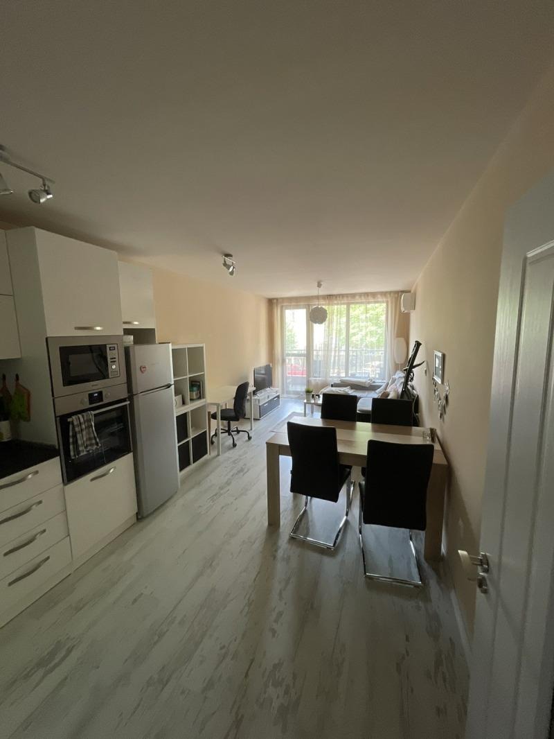 Zu vermieten  1 Schlafzimmer Warna , Okraschna bolniza-Generali , 80 qm | 94686173 - Bild [2]