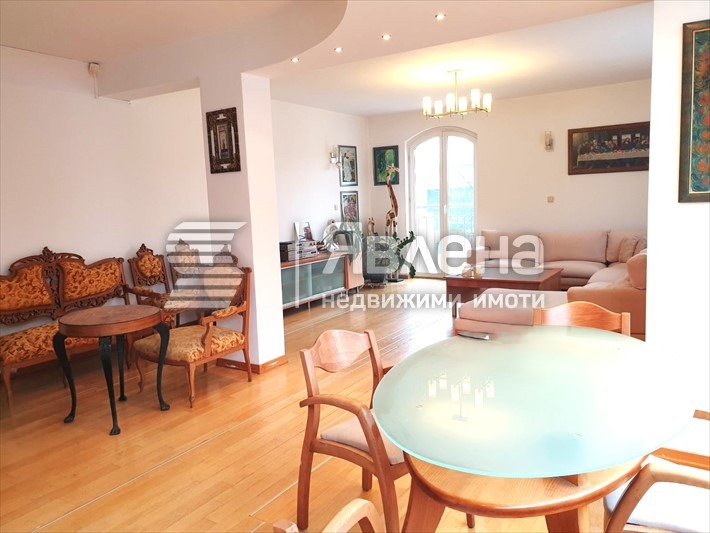 Дава под наем 3-СТАЕН, гр. София, Лозенец