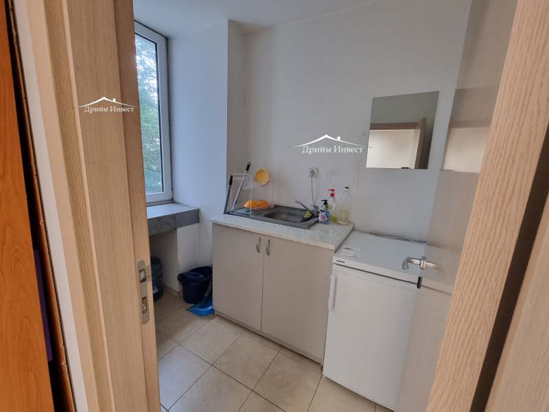 Do wynajęcia  Biuro Plowdiw , Kamenica 1 , 30 mkw | 56794227 - obraz [4]