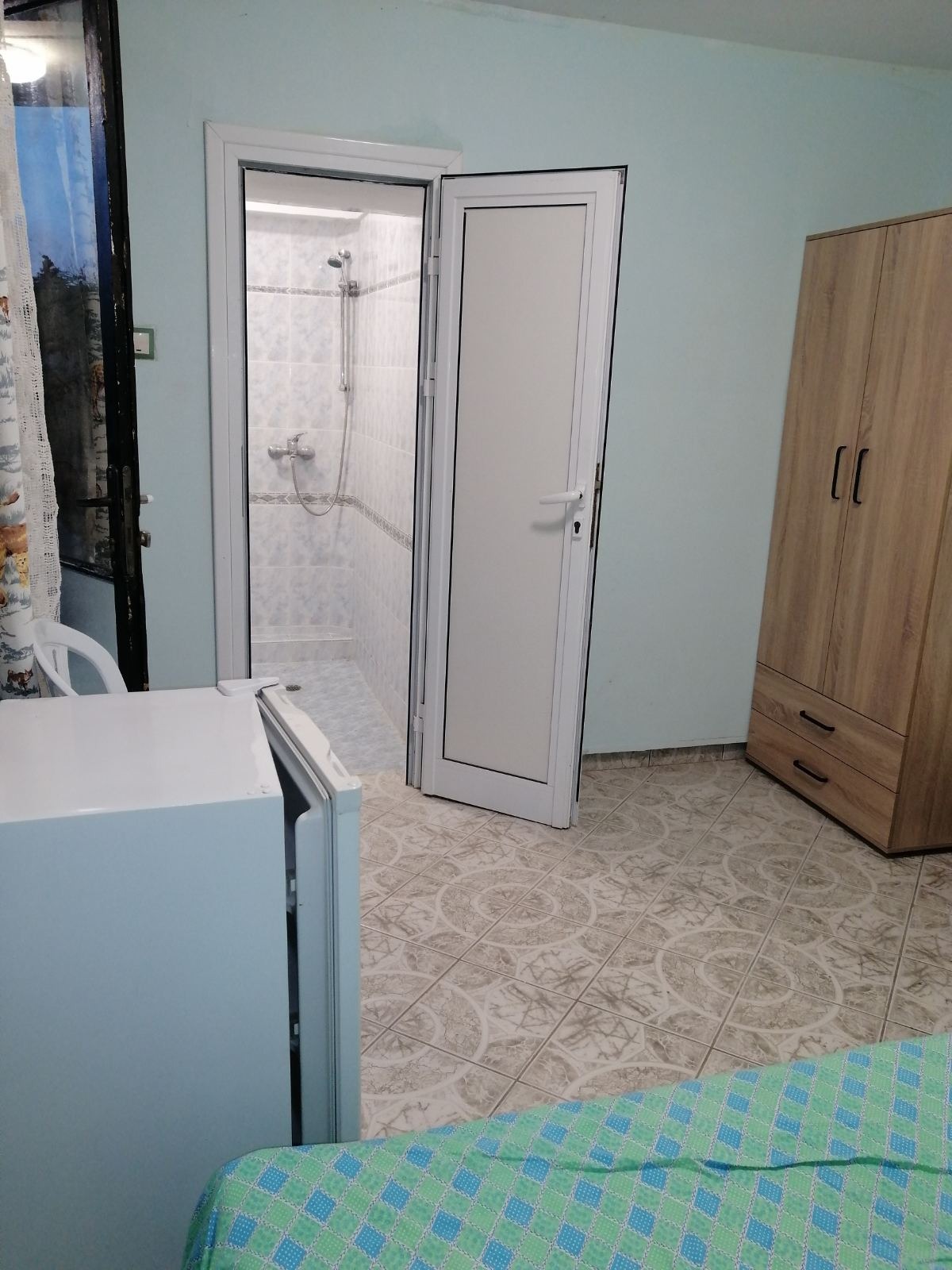 Дава под наем 1-СТАЕН, гр. Варна, м-т Евксиноград