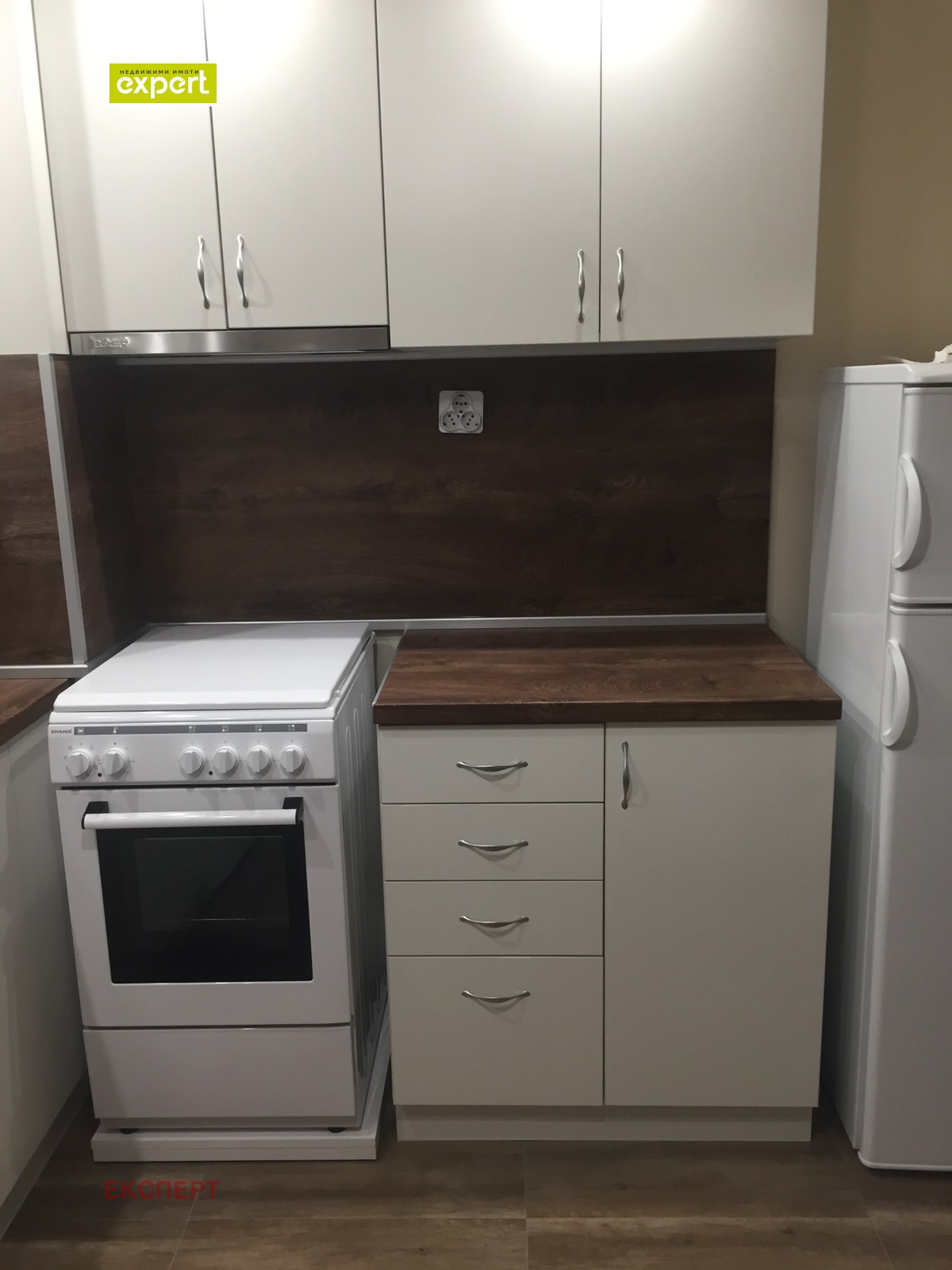 Дава под наем 1-СТАЕН, гр. Плевен, Широк център