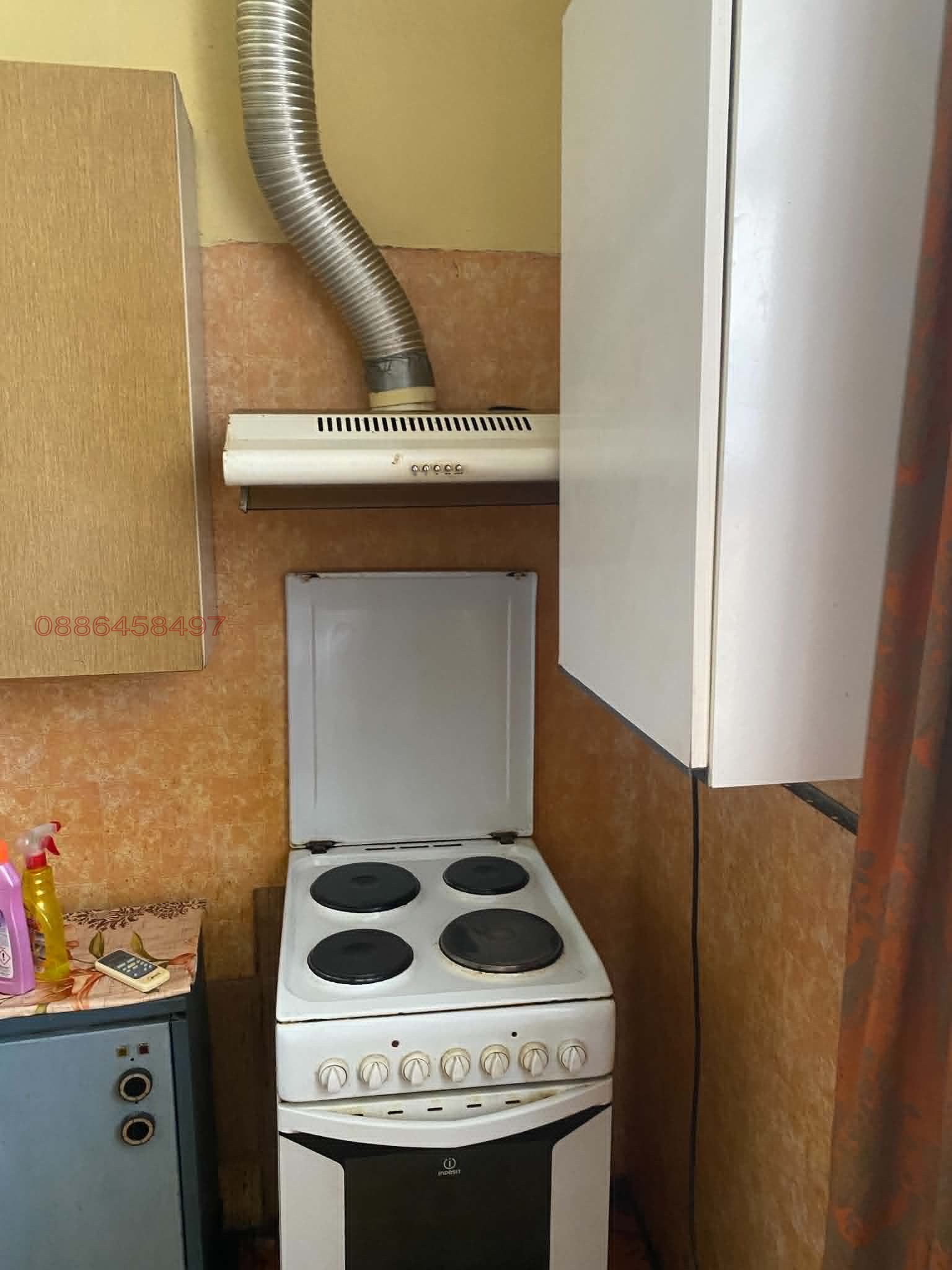 Дава под наем ЕТАЖ ОТ КЪЩА, гр. Варна, Център, снимка 13 - Етаж от къща - 55094110