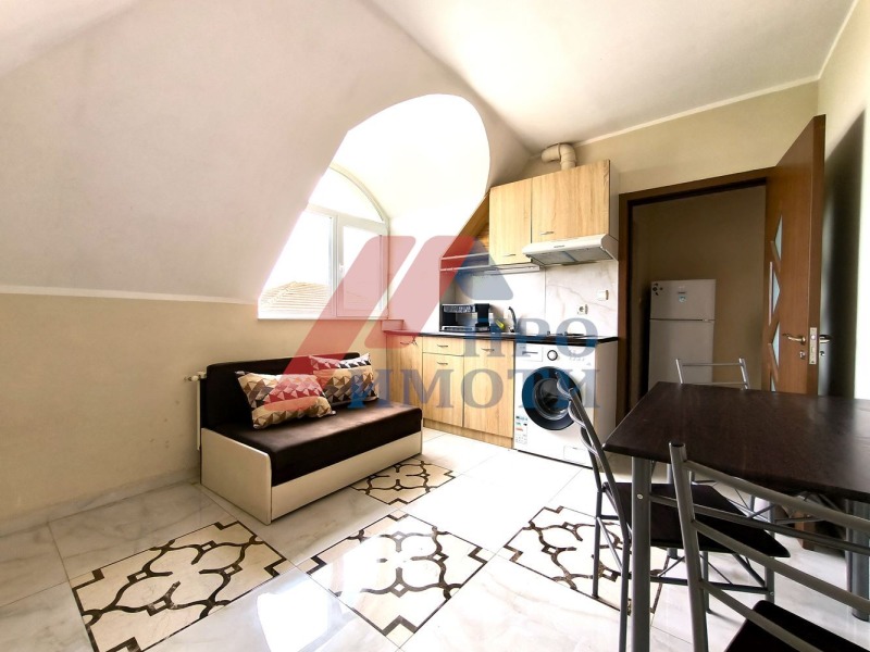 Дава под нем  2-стаен, град София, Овча купел •  375 EUR • ID 62723137 — holmes.bg - [1] 