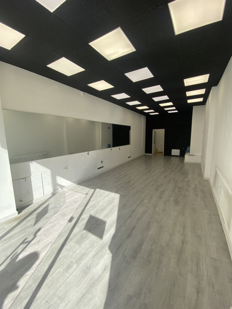 Te huur  Winkel Sofia , Oborishte , 50 m² | 70997871 - afbeelding [2]