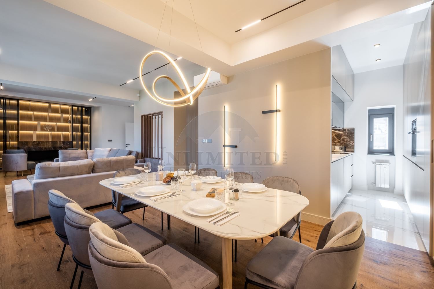 Дава под наем 3-СТАЕН, гр. София, Център, снимка 2 - Апартаменти - 53834399