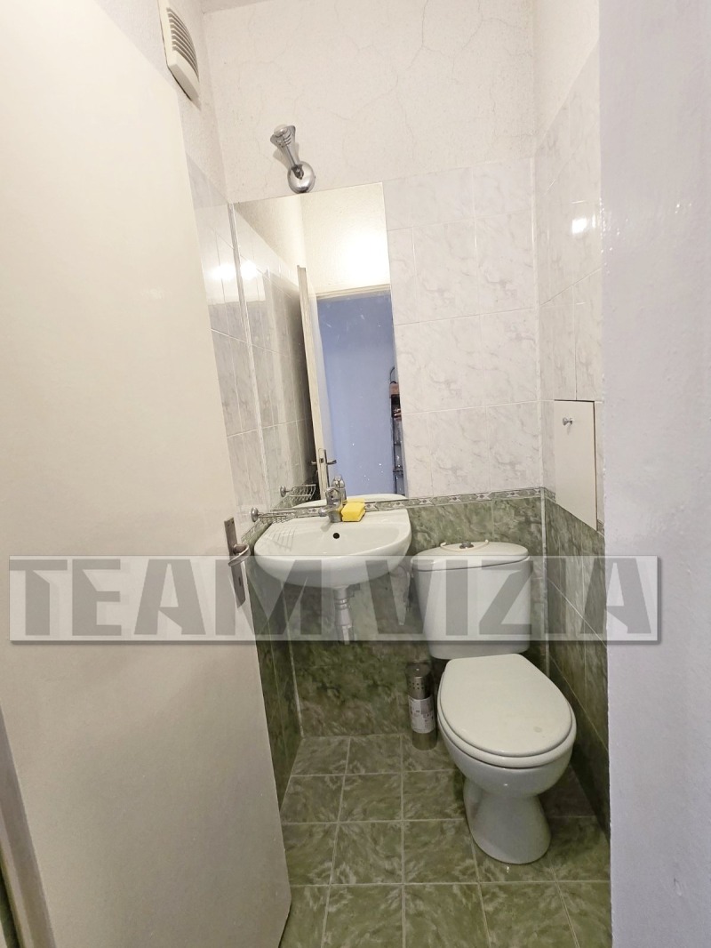 För uthyrning  3+ sovrum Sofia , Strelbistje , 110 kvm | 75548296 - bild [13]
