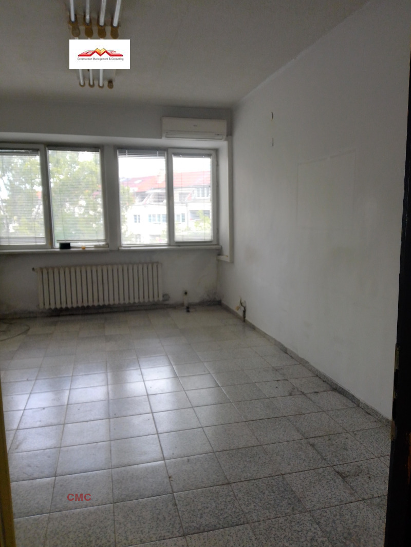 För uthyrning  Kontor Sofia , Darvenica , 18 kvm | 97216953