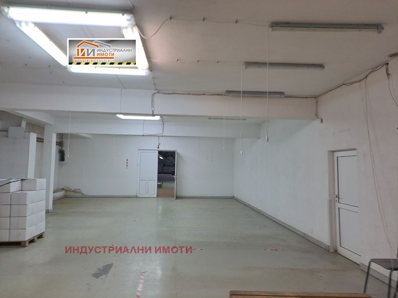 Дава под наем СКЛАД, гр. Пловдив, Център, снимка 2 - Складове - 53508129