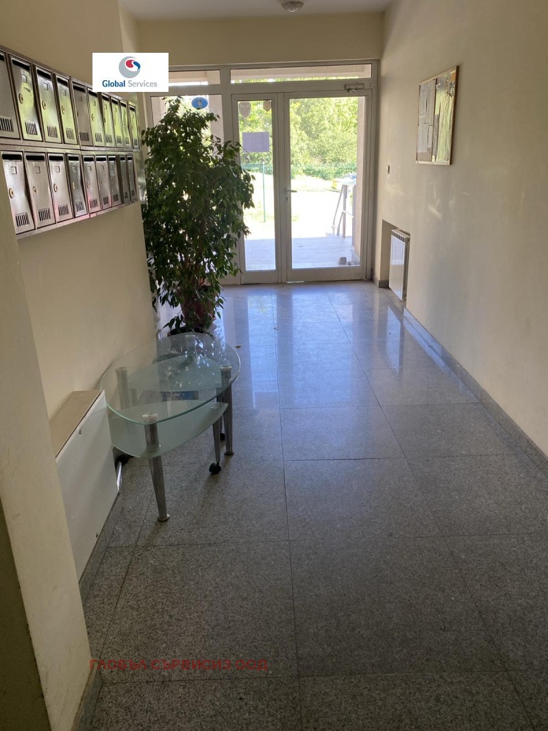 A louer  Bureau Sofia , Dianabad , 60 m² | 37338921 - image [2]
