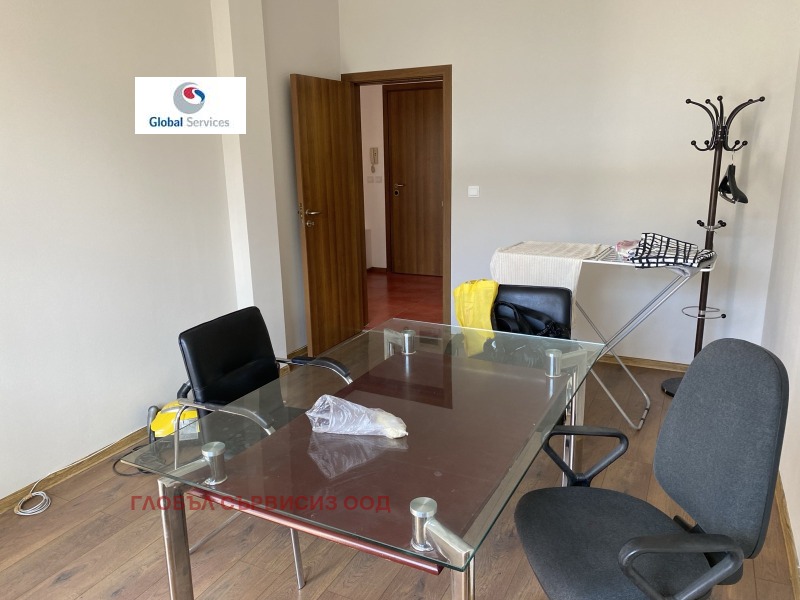 A louer  Bureau Sofia , Dianabad , 60 m² | 37338921 - image [8]