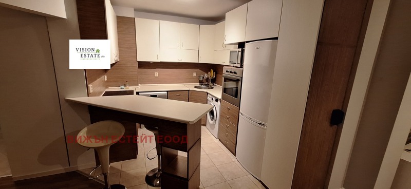 Zu vermieten  1 Schlafzimmer Sofia , Reduta , 70 qm | 23553347