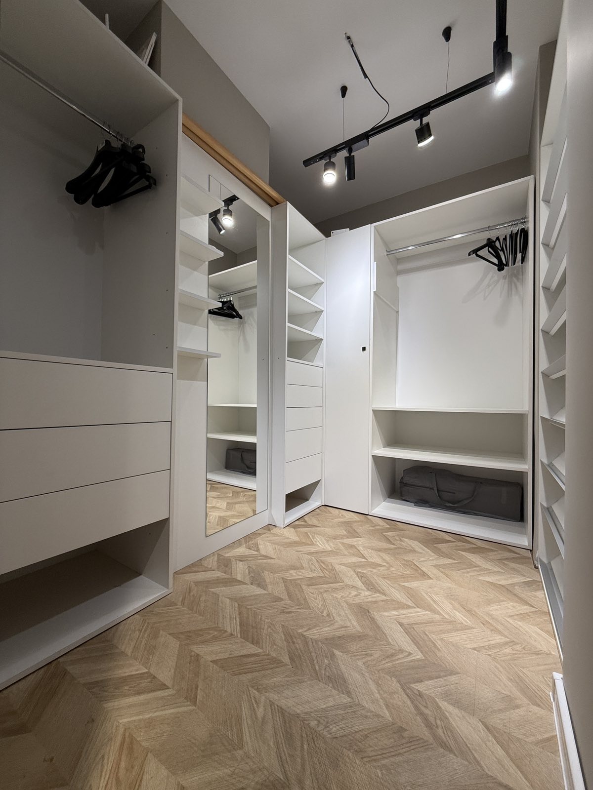 Дава под наем 1-СТАЕН, гр. Бургас, Славейков, снимка 5 - Апартаменти - 53676240