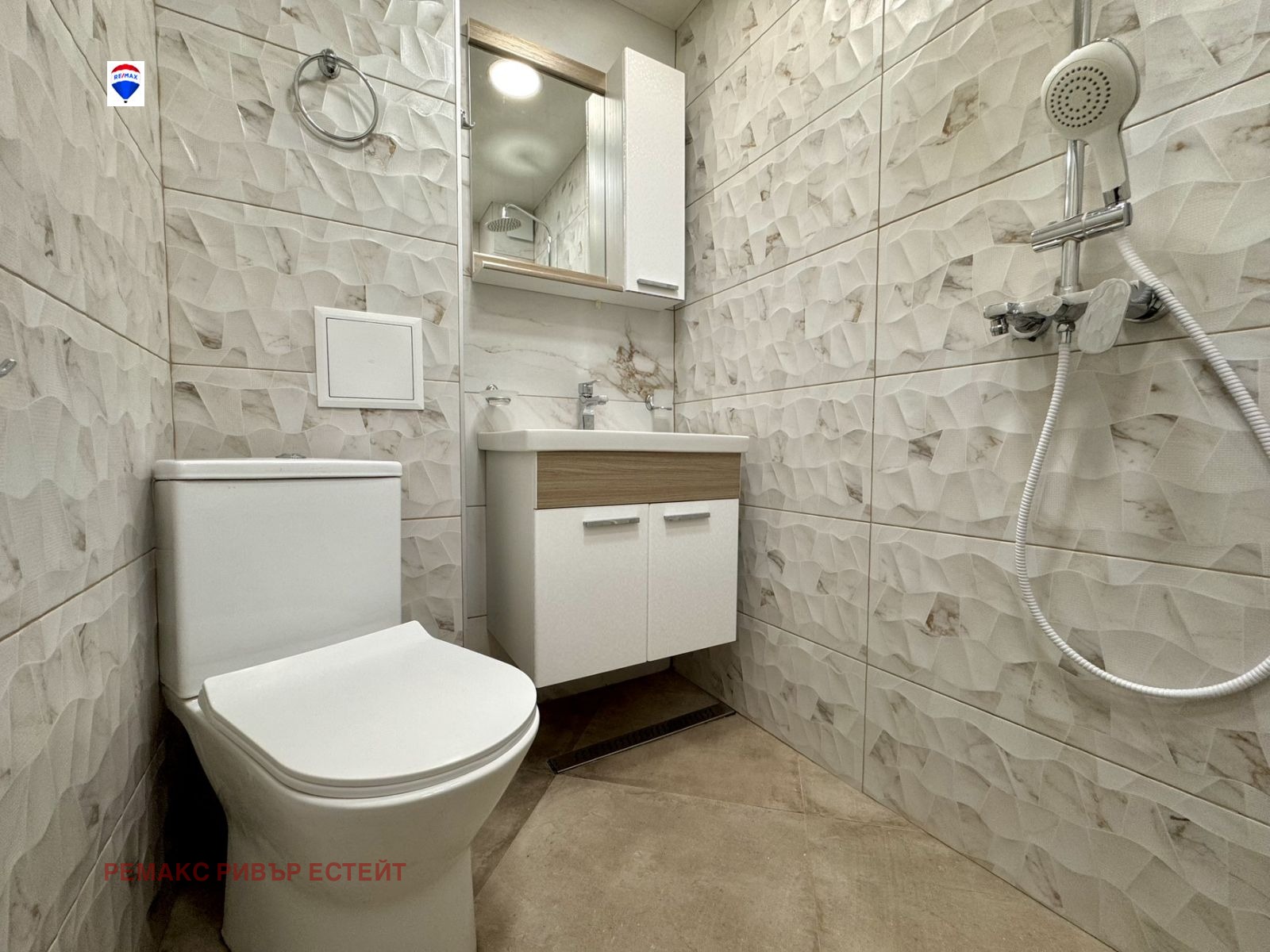 Дава под наем 1-СТАЕН, гр. Русе, Дружба 1, снимка 9 - Апартаменти - 53898496