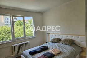 1 makuuhuone Gotse Deltšev, Sofia 12