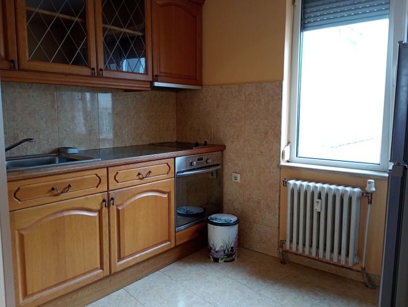 Издаје се  1 спаваћа соба Плевен , Идеален центар , 65 м2 | 90056631 - слика [6]