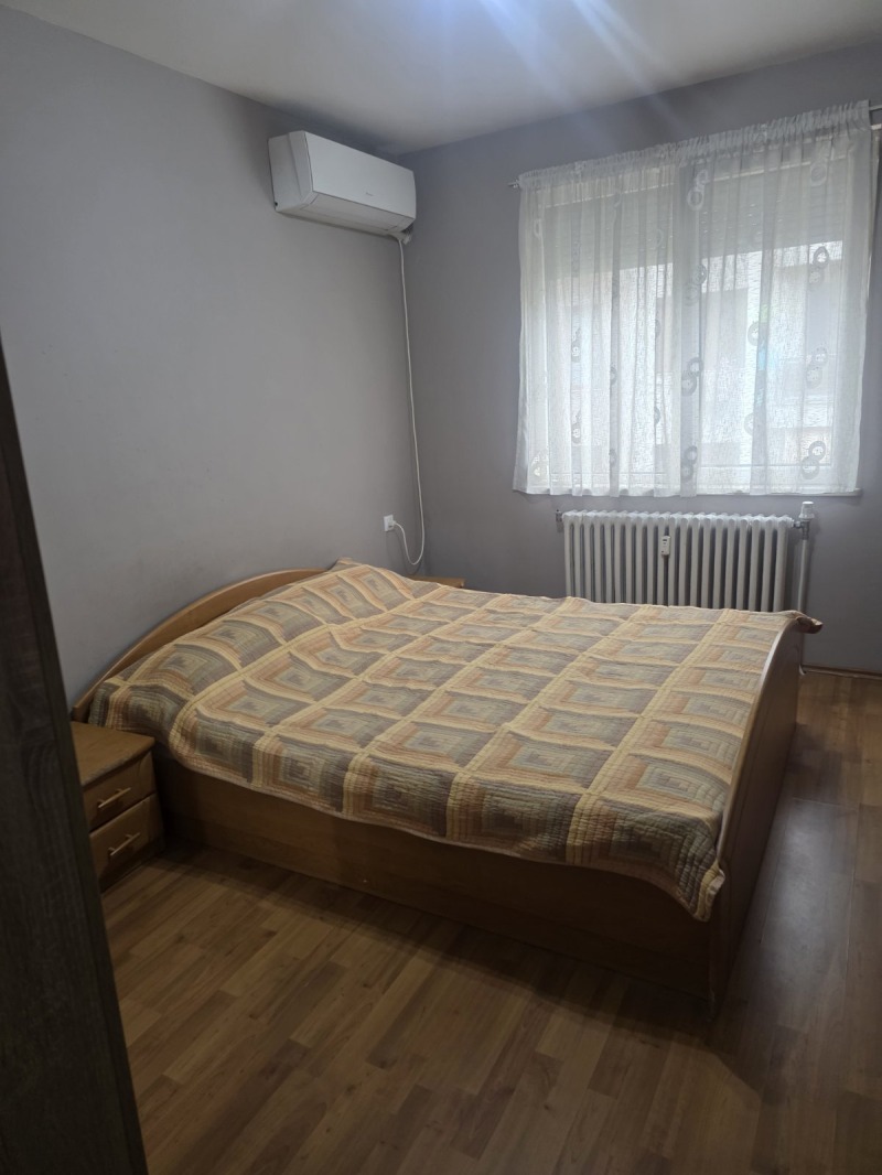 Издаје се  1 спаваћа соба Плевен , Идеален центар , 65 м2 | 90056631 - слика [8]