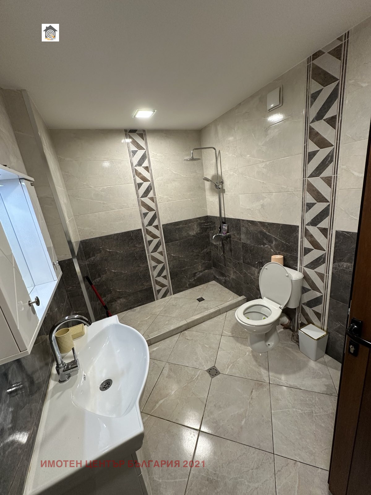 Дава под наем 2-СТАЕН, гр. София, Витоша, снимка 5 - Апартаменти - 54186849