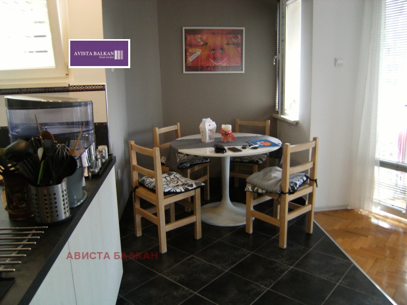 Zu vermieten  1 Schlafzimmer Sofia , Mladost 3 , 50 qm | 34709594