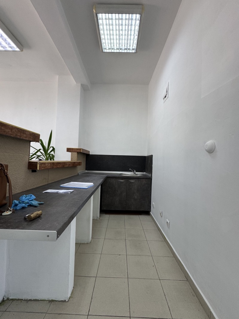 Дава под наем  Магазин град София , Студентски град , 160 кв.м | 52321532 - изображение [4]