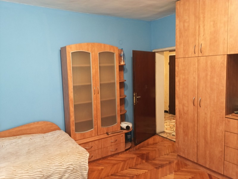 Издаје се  3+ спаваћа соба Софија , Обориште , 120 м2 | 57540711 - слика [7]