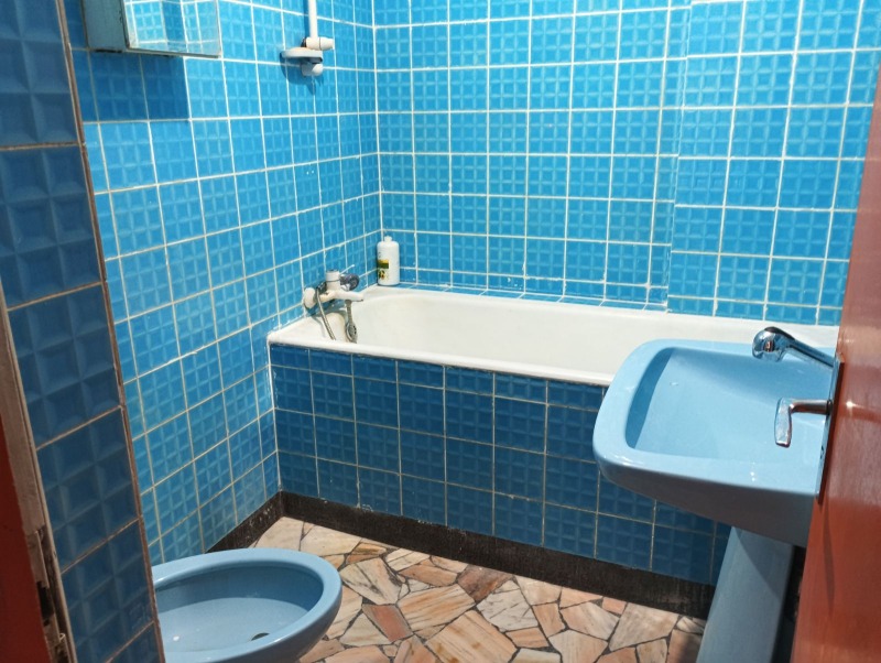 Издаје се  3+ спаваћа соба Софија , Обориште , 120 м2 | 57540711 - слика [8]