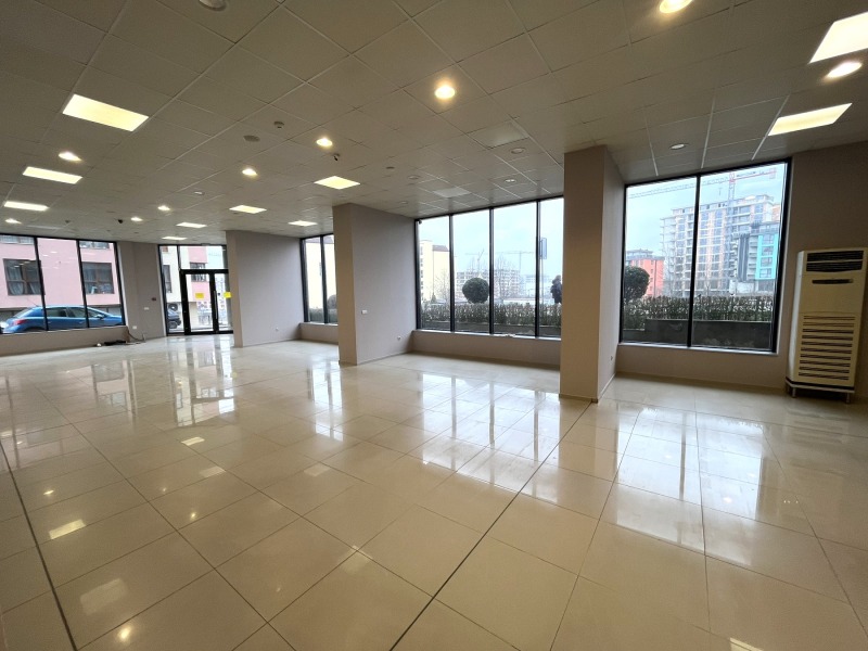 Дава под наем МАГАЗИН, гр. Варна, Кайсиева градина, снимка 4 - Магазини - 53270945